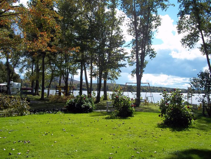 camping avec services (&copy;Hélène Giguère)