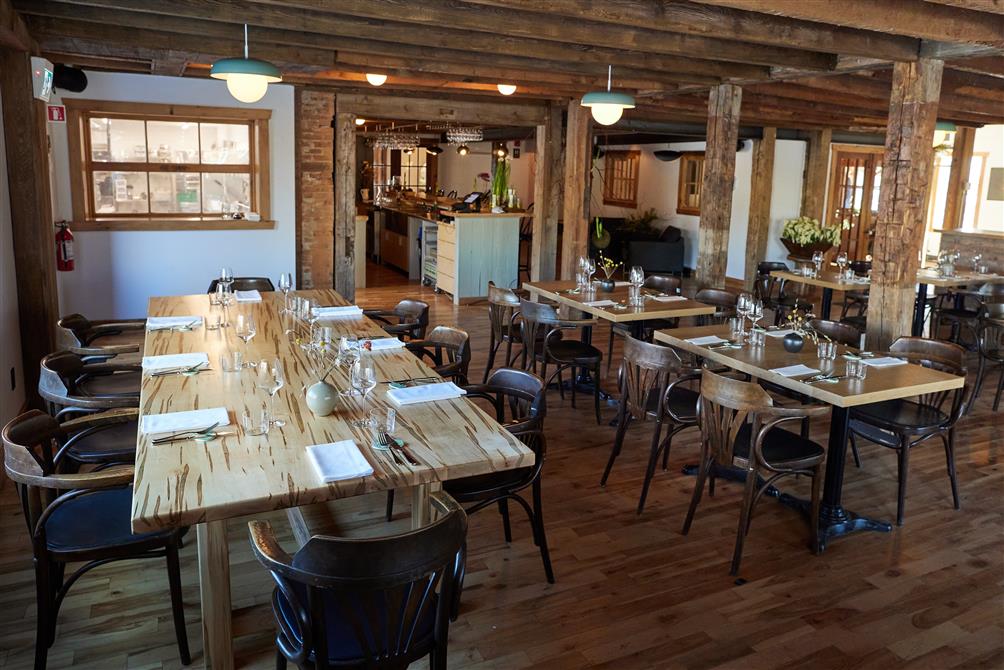 Salle à manger (&copy;Espace Old Mill)