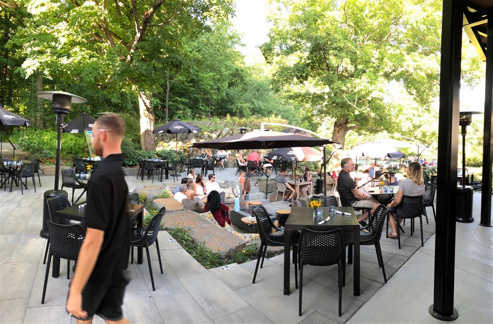 Terrasse Mistral (&copy;Jolivent)