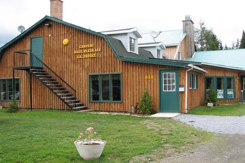 Bâtiment d'accueil (&copy;Domaine Om Shamwe)