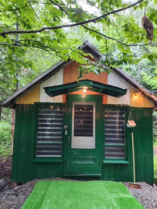 Bob Marley (&copy;Chalets Lac Mégantic inc.)