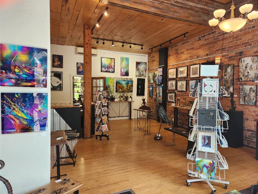 Boutique été 25 - arts visuels (&copy;Dany Poulin)