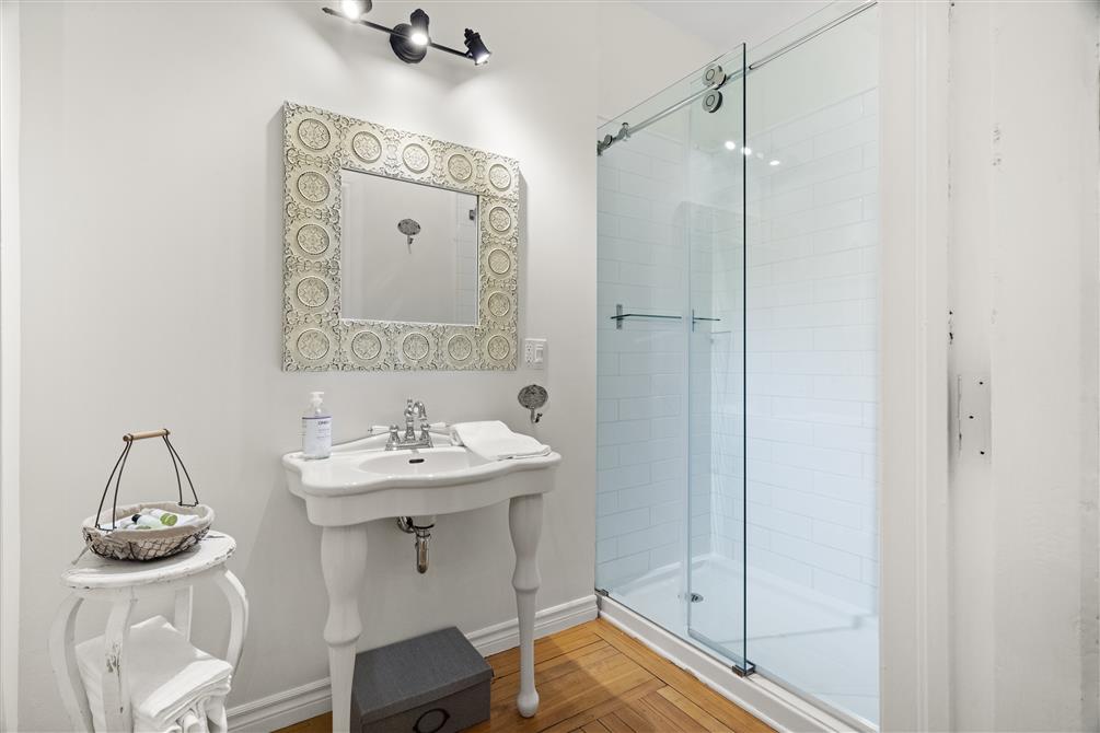 C02.5 (1) (&copy;Ulric Manteaux)