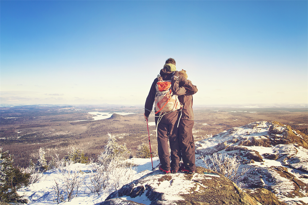 Une pause bien méritée au sommet du mont Ham (&copy;Parc régional du Mont-Ham)